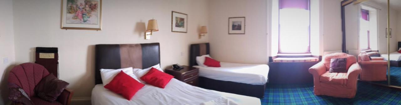The Anchorage Hotel Трун Екстериор снимка